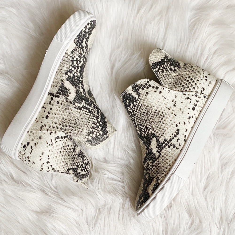 Steve Madden Claud Sneakers Snakeskin White 7